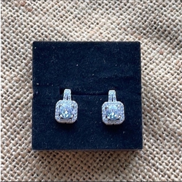 White Gold Plated Earrings simulated diamond Amazing New Sparkles luxury - Picture 5 of 7